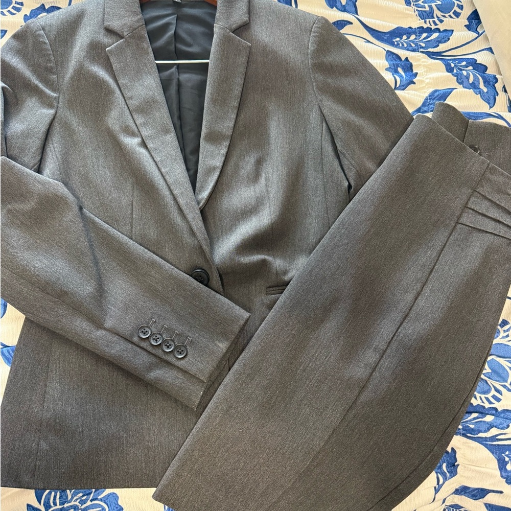 Express Charcoal Suit Set